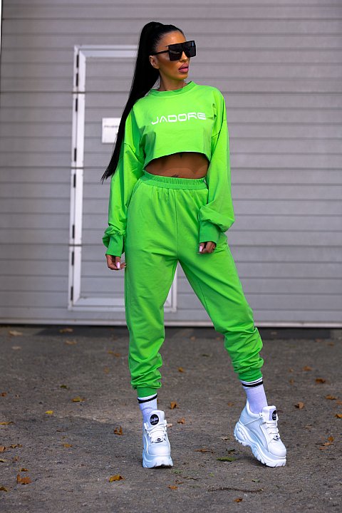 Women's sports suit apple green.