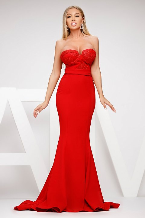 Elegant red mermaid dress. 
