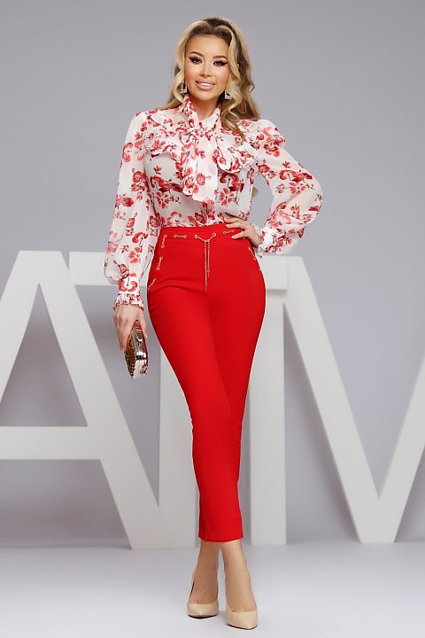 Red trousers with elegant chains