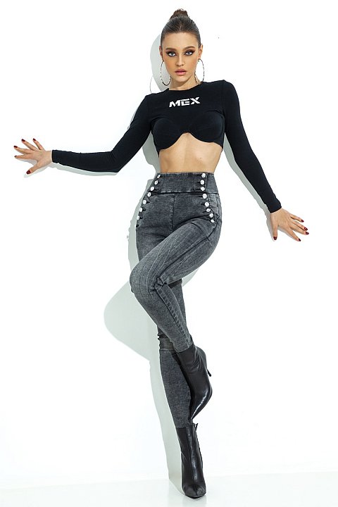 Shaped model in stretch jeans