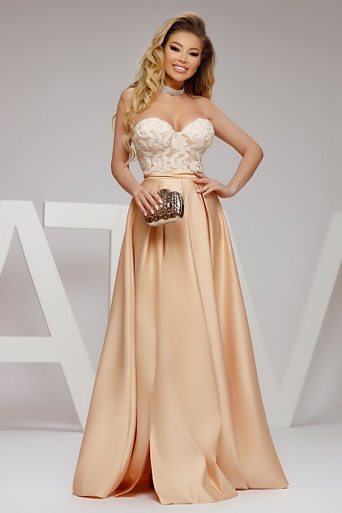 Long beige evening dress with ivory lace