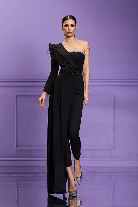 Elegant jumpsuit with jacket and train