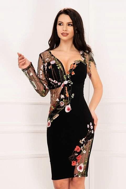 Elegant sheath dress with floral motifs