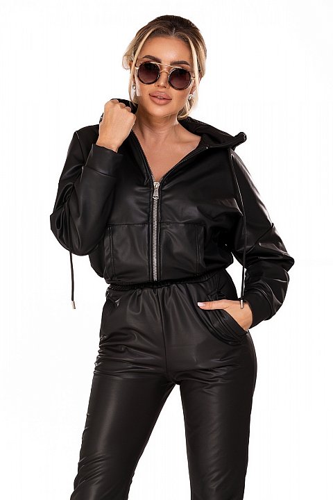 2-piece sports suit in eco-leather