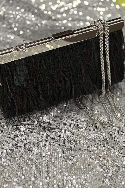 pochette bag with feathers