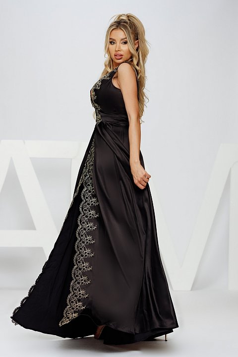 Long elegant black dress