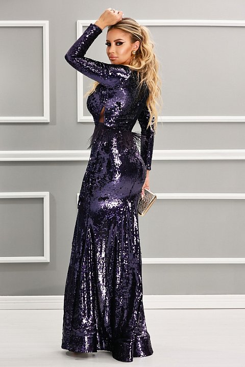 Long dress with sequins