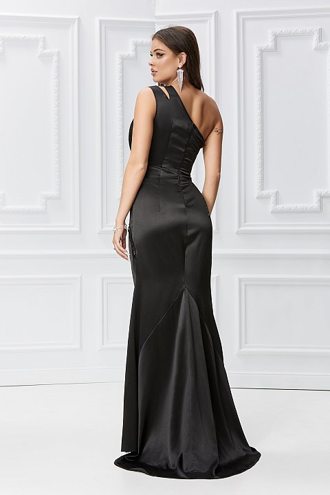 Elegant one-shoulder long dress with inserts