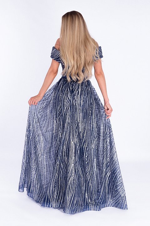 Long elegant striped dress