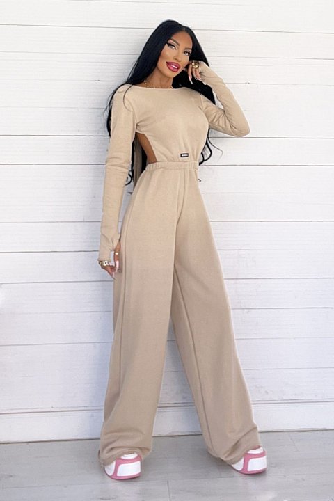 Sporty jumpsuit with open back