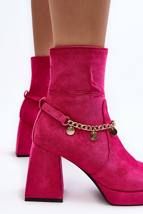 Ankle boots with platform