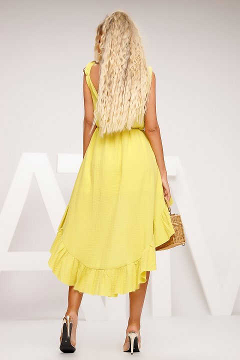 Casual dress in yellow linen cotton.